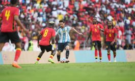 Argentina logró un cómodo 2-0 ante Angola en Luanda