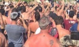 Cientos de hinchas de Lanús protagonizaron un banderazo en Barra de Tijuca