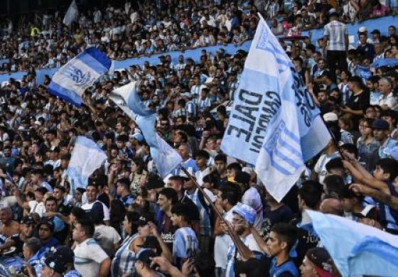 Racing clasificó pero explotó el Cilindro: bronca total contra Milito