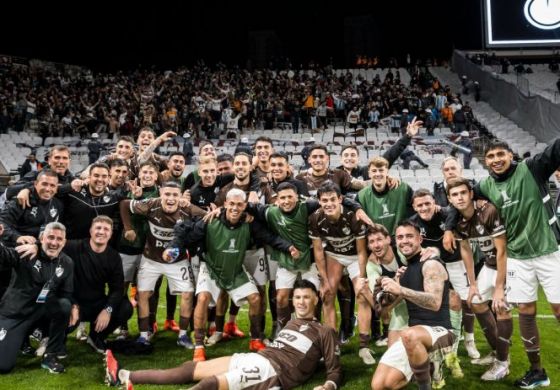 Platense hizo historia en Brasil: bajó a Corinthians y se metió en octavos de la Libertadores