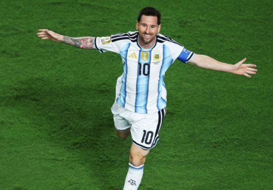 Messi arrasó en el estreno mundialista: triplete, récord histórico y fiesta argentina ante Argelia
