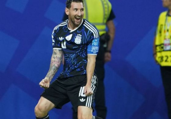 Argentina jugará de azul ante Inglaterra: FIFA confirmó la camiseta para la semifinal
