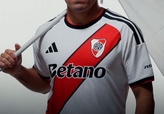 River presentó la camiseta titular para la temporada 2026/27