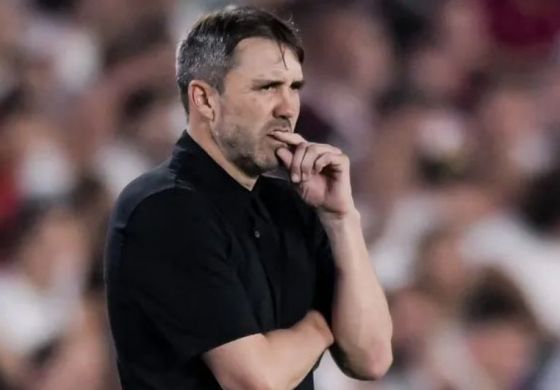 Eduardo Coudet dejó de ser el DT de River